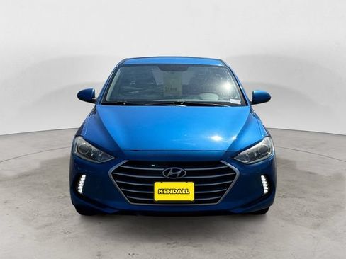 Used 2017 Hyundai Elantra SE w/ SE A/T Tech Package 03 FWD image 2