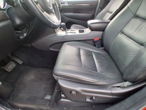 Used 2013 Jeep Grand Cherokee Laredo image 11