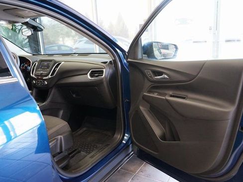 Used 2020 Chevrolet Equinox LT image 39