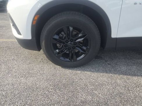 Used 2019 Chevrolet Blazer LT AWD/4WD image 5