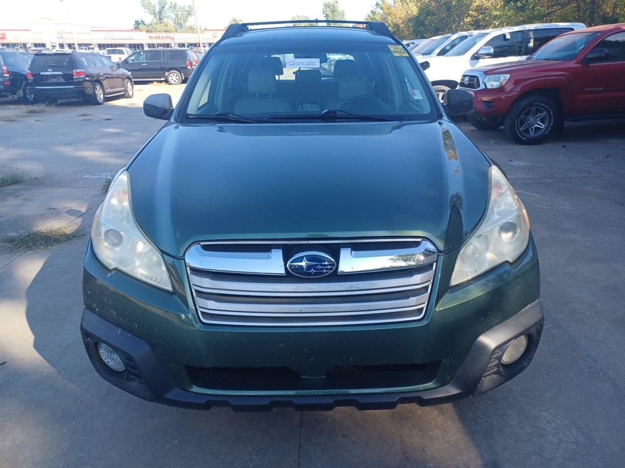 Used 2013 Subaru Outback 2.5i Limited AWD/4WD image 2