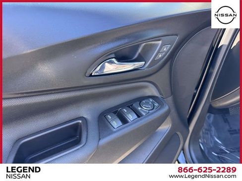 Used 2022 Chevrolet Equinox RS image 14