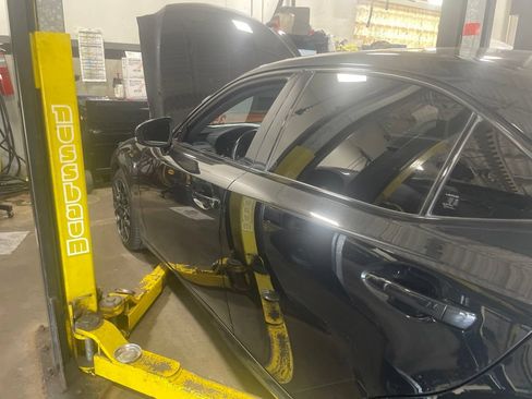 Used 2017 Lexus IS 200t F Sport w/ F Sport Package RWD image 10