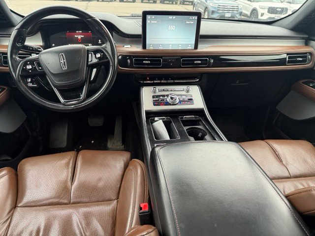 Used 2020 Lincoln Aviator Reserve w/ Equipment Group 202A AWD/4WD image 16