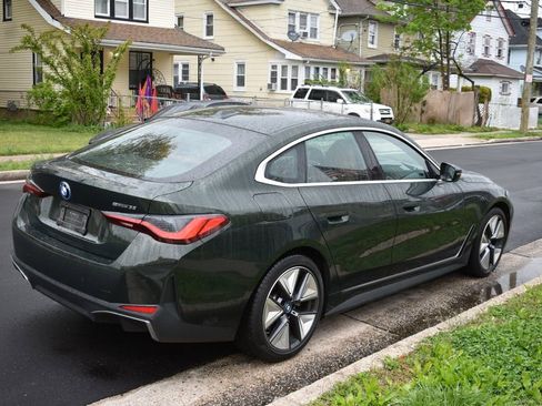 Used 2023 BMW i4 eDrive35 w/ Premium Package RWD image 5