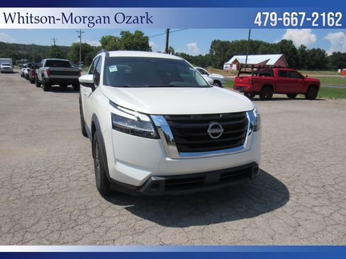 Used 2022 Nissan Pathfinder SV FWD image 21