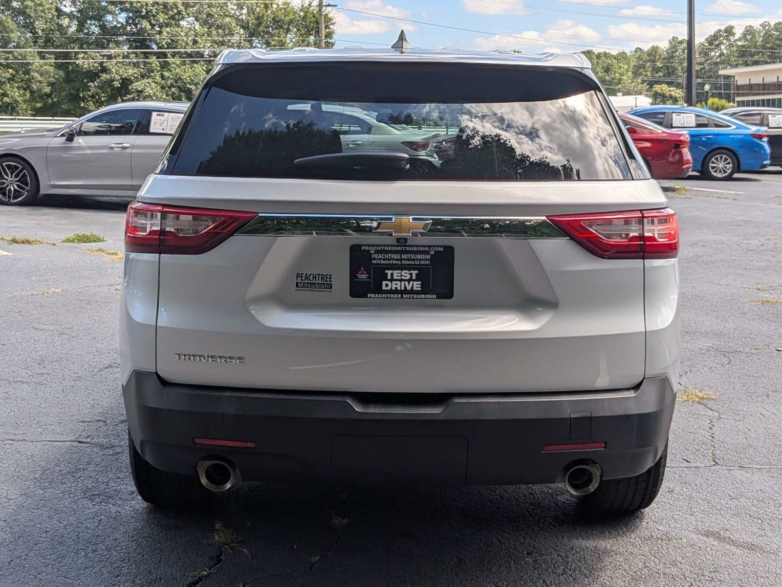 Used 2020 Chevrolet Traverse LS FWD image 5