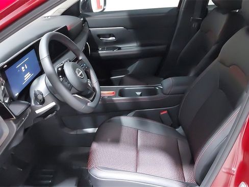 New 2026 Nissan Kicks SR w/ Cold Weather Package image 20