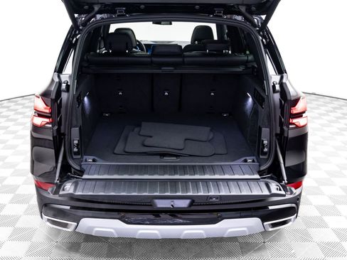 New 2026 BMW X5 xDrive40i w/ Climate Comfort Package AWD/4WD image 35