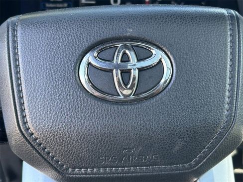 Used 2024 Toyota Sequoia Platinum image 34