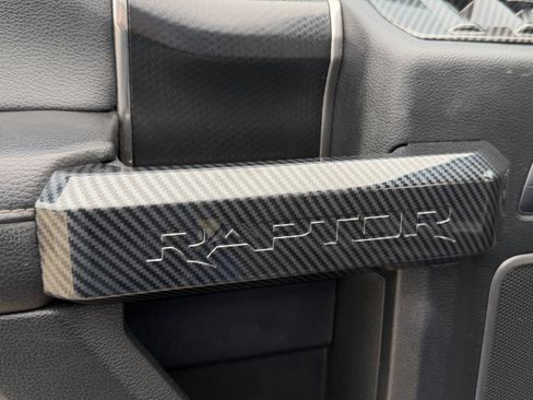 Used 2017 Ford F150 Raptor w/ Equipment Group 802A Luxury image 37