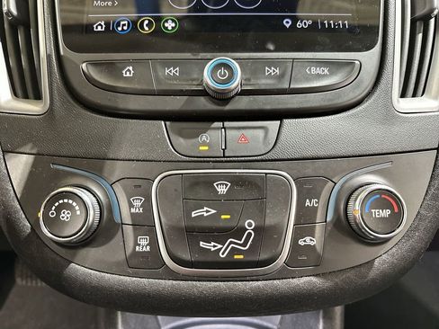 Used 2024 Chevrolet Malibu LS image 16