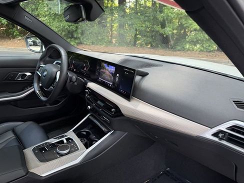 Used 2025 BMW 330i Sedan RWD image 32