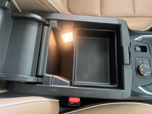 Used 2023 Chevrolet Traverse Premier w/ LPO, Floor Liner Package AWD/4WD image 25