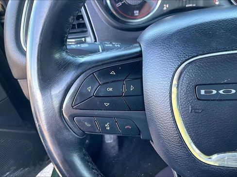 Used 2018 Dodge Challenger SXT RWD image 17