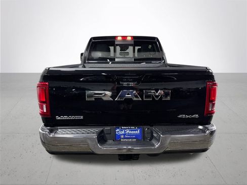 New 2026 RAM 2500 Laramie AWD/4WD image 7