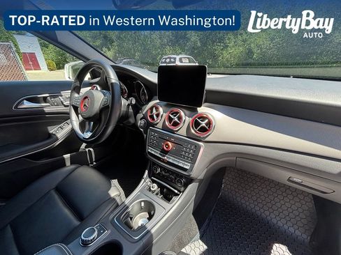 Used 2019 Mercedes-Benz GLA 250 4MATIC image 25