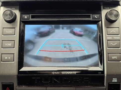 Used 2018 Toyota Tundra SR5 RWD image 16