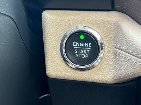 Used 2024 Ford Expedition Max Limited image 21