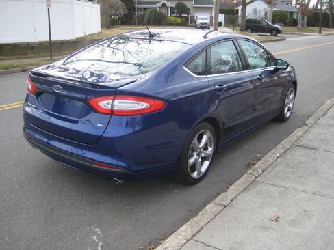Used 2014 Ford Fusion SE w/ Equipment Group 201A FWD image 3