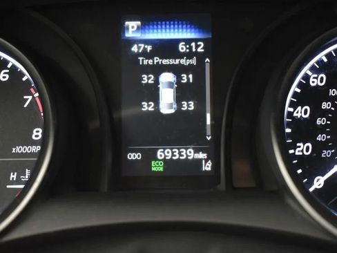 Used 2024 Toyota Camry SE image 26