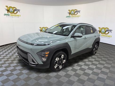 Used 2024 Hyundai Kona SEL AWD/4WD image 4