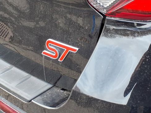 Certified 2023 Ford Explorer ST w/ Equipment Group 401A image 8