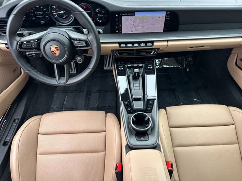 Used 2024 Porsche 911 Carrera 4S image 6