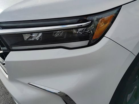 Used 2025 Honda Pilot Touring image 9
