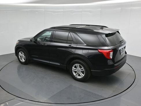 Certified 2022 Ford Explorer XLT image 46