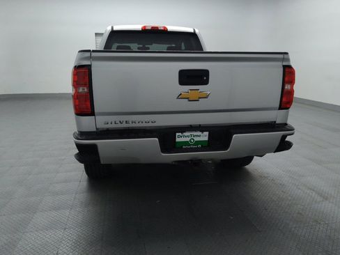 Used 2018 Chevrolet Silverado 1500 Custom w/ Custom Value Package image 6