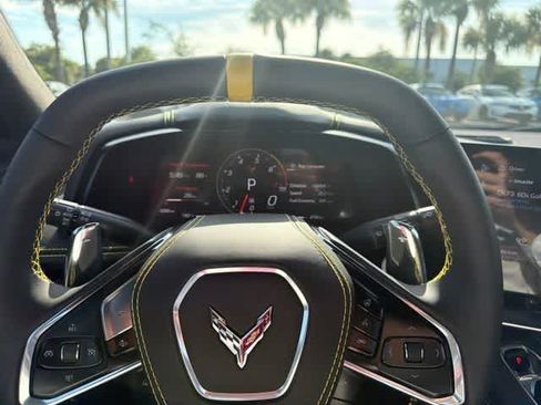 Used 2025 Chevrolet Corvette Stingray Premium Conv w/ 3LT RWD image 34