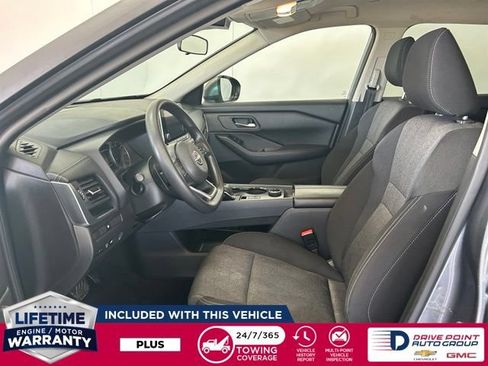 Used 2024 Nissan Rogue SV AWD/4WD image 13