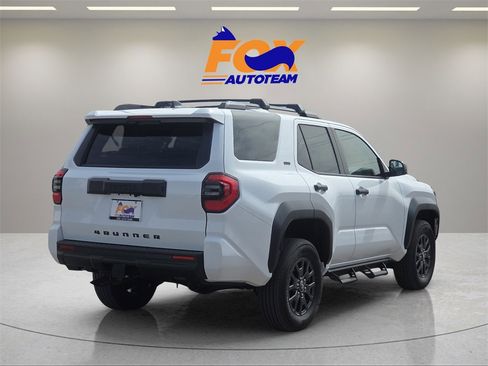 New 2026 Toyota 4Runner SR5 image 4