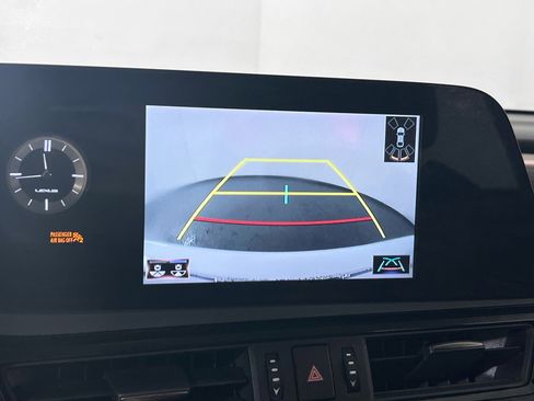 Used 2022 Lexus ES 350 F Sport image 13