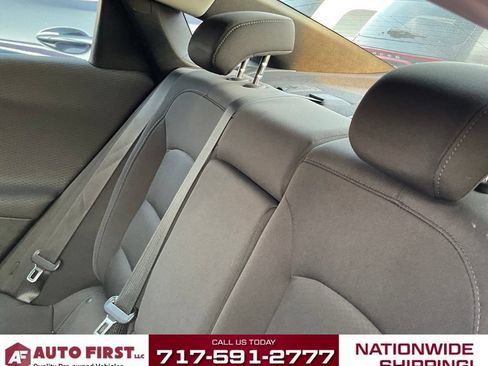 Used 2018 Chevrolet Malibu LT FWD image 8