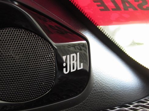 Certified 2025 Toyota 4Runner TRD Off-Road Premium image 37