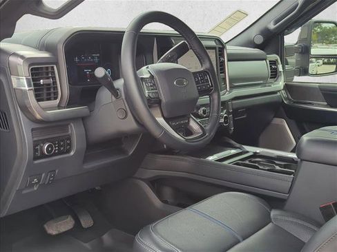 Used 2025 Ford F350 Platinum AWD/4WD image 8