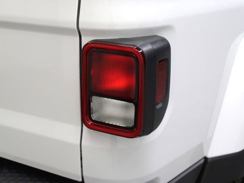 New 2026 Jeep Gladiator Sport image 34