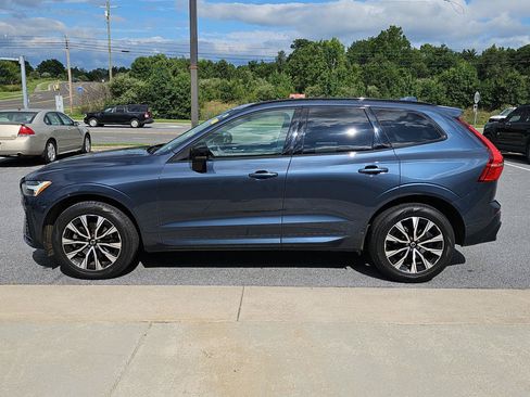 Used 2024 Volvo XC60 B5 Plus w/ Protection Package Premier AWD/4WD image 3