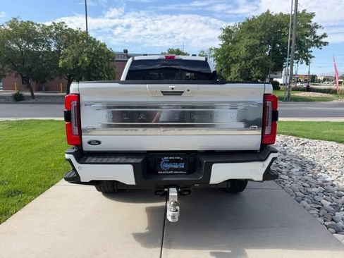 Used 2024 Ford F350 Platinum AWD/4WD image 4