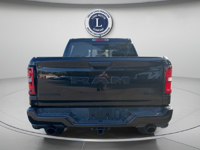 Used 2025 RAM 1500 Big Horn AWD/4WD image 6