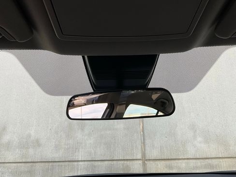 Used 2025 Nissan Altima 2.5 SV image 18