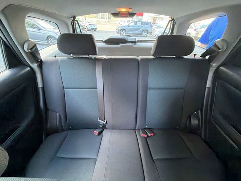 Used 2005 Toyota Matrix XR FWD image 18