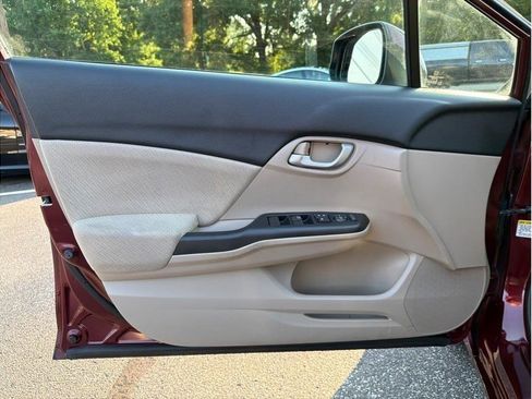 Used 2013 Honda Civic LX image 7
