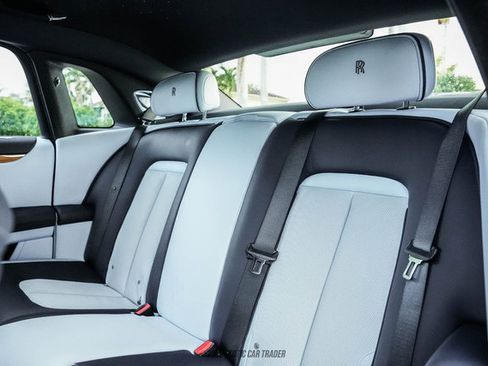 Used 2022 Rolls-Royce Ghost AWD/4WD image 48