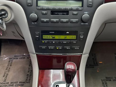 Used 2002 Lexus ES 330 FWD image 15