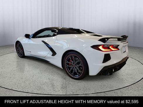 Used 2023 Chevrolet Corvette Stingray Premium Conv w/ Z51 Performance Package image 5