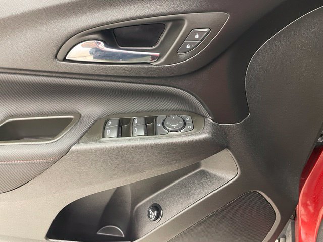 Used 2023 Chevrolet Equinox RS w/ LPO, Floor Liner Package AWD/4WD image 13