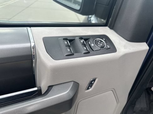 Used 2016 Ford F150 XLT w/ Equipment Group 302A Luxury AWD/4WD image 24